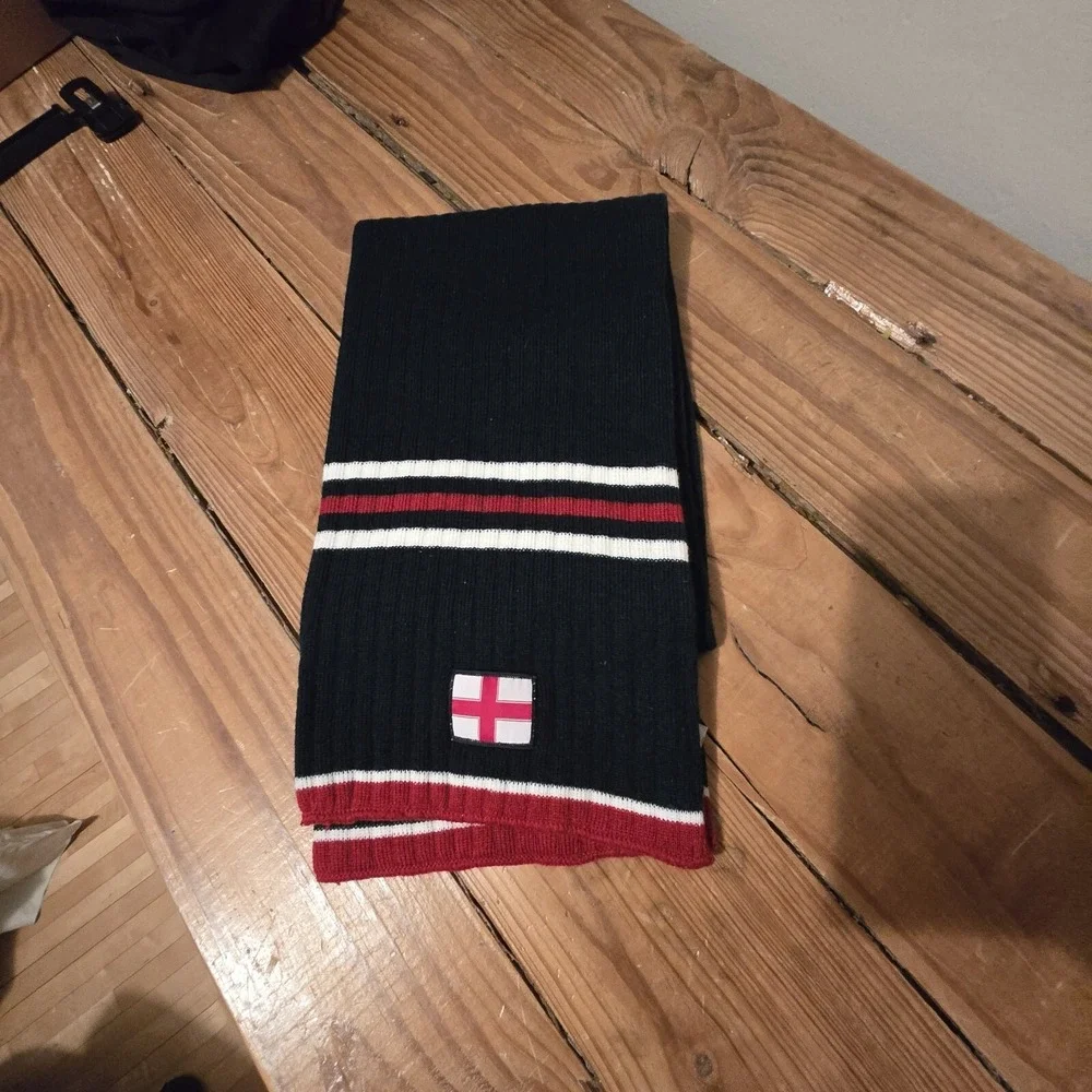England Scarf Logo 56